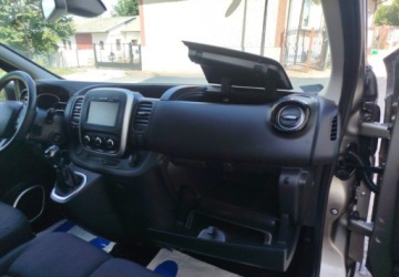 Renault Trafic III 2020 Renault Trafic 9 osobowyNadmuchy na tylSalon PLZadbanyL2H1Gwarancja, zdjęcie 22