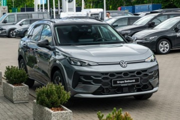 Volkswagen T-Roc I SUV Facelifting 1.5 TSI ACT 150KM 2026 Volkswagen T-Roc Life 1.5 eTSI 150 KM DSG -, zdjęcie 3