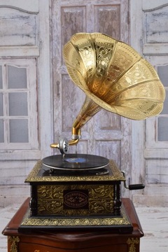 GRAMOFON - PATEFON - KWADRAT rzeźbiona TUBA działa