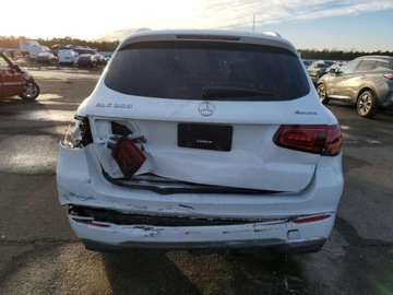 Mercedes GLC C253 2020 Mercedes-Benz GLC MERCEDES-BENZ GLC 300 4MATIC 2020 2.0 Benzyna 258KM, zdjęcie 5