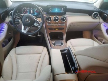 Mercedes GLC C254/X254 2022 Mercedes-Benz GLC 2022 r., 2,0L GLC 300 4MATIC 2.0 Benzyna 255KM, zdjęcie 8