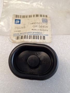 ZÁSLEPKA BLOK MOTORU OPEL ASTRA H OE 90501712
