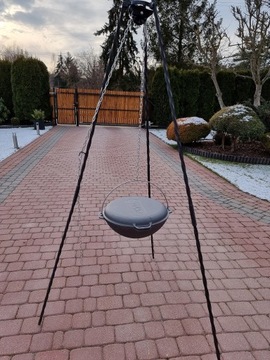 КАЗАНСКАЯ ЧУГУННАЯ ШОТНА 8Л СО СКОВОРОДОЙ