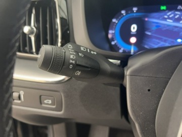 Volvo XC60 II 2021 Volvo XC 60 B4 Momentum Pro, zdjęcie 25