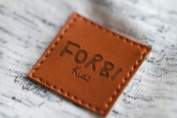 НЕЖНАЯ ДЕТСКАЯ ШАПКА, ТОНКЫЙ ЭКрю