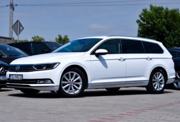 Volkswagen Passat B8 Variant 2.0 TDI BlueMotion SCR 150KM 2017 VW Passat TDi 150 DSG Highline ACC Alkantara Sam Parkuje Keyles Kamera Ledy, zdjęcie 3