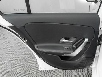 Mercedes Klasa A W177/V177 Sedan Facelifting 2.0 200d 150KM 2023 Mercedes A 200 GD8K609#200 d Progressive 8G-DCT, zdjęcie 20