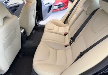 Volvo S60 II Sedan Facelifting 2.0 T5 DRIVE-E 245KM 2017 Volvo S60 S60 2.0 Benz 245 KM 2017r Warszawa 2.0 Benzyna 245KM, zdjęcie 7