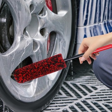 Щетка для чистки автомобильных дисков