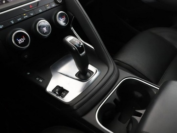 Jaguar E-Pace SUV 2.0 i4D 150KM 2020 Jaguar E-Pace 2.0d Automat AWD Nawigacja Tempomat, zdjęcie 28