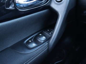 Nissan Qashqai II Crossover 1.2 DIG-T 115KM 2017 Nissan Qashqai 1.2 DIG-T, Salon Polska, zdjęcie 16