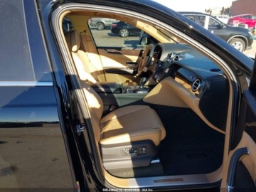 Bentley Bentayga 2017 Bentley Bentayga W12 2017 6.0 Benzyna 600KM, zdjęcie 9