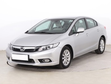 Honda Civic IX Sedan 1.8 i-VTEC 142KM 2014 Honda Civic 1.8 i-VTEC, Klima, Klimatronic, zdjęcie 1