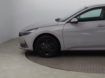 Hyundai Elantra VII Sedan 1.6 MPI 123KM 2023 Hyundai Elantra 1.6 MPI, Salon Polska, zdjęcie 14