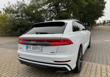 Audi Q8 SUV 3.0 55 TFSI 340KM 2019 Audi Q8 3.0 benz 340 ps ,niski pot przebieg 3.0 Benzyna 340KM, zdjęcie 9