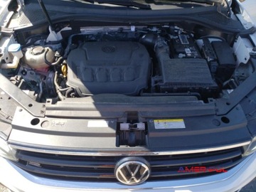 Volkswagen Tiguan II 2023 Volkswagen Tiguan 2023 2.0L Turbo AWD 2.0 Benzyna 184KM, zdjęcie 11