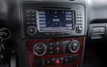 Mercedes Klasa M W164 Off-roader 3.0 V6 (320 CDI) 224KM 2006 Mercedes-Benz ML 3.0D 224KM 4matic Sport Pakiet Skora Navi Camera Alu PDc, zdjęcie 20