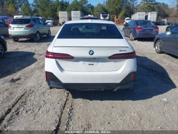 BMW Seria 5 G90-91 2024 BMW Seria 5 530i, 2024r., 2.0L 2.0 Benzyna 255KM, zdjęcie 7