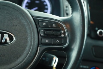 Kia Niro I Crossover 1.6 GDi Hybrid 141KM 2016 Kia Niro Hybrid, Automat, Klima, Klimatronic, zdjęcie 12