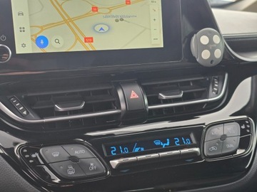 Toyota C-HR I Crossover Facelifting 2.0 Hybrid Dynamic Force 184KM 2023 Toyota C-HR 2.0 Hybrid Style Toyota C-HR 2.0 HSD,, zdjęcie 29