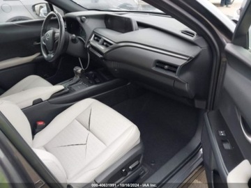 Lexus 2022 Lexus UX 200 2022 2.0l 2.0 Benzyna 169KM, zdjęcie 9