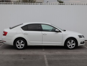 Skoda Octavia III Liftback Facelifting 1.4 TSI 150KM 2018 Skoda Octavia 1.4 TSI, Salon Polska, Klima, zdjęcie 5