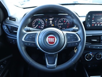 Fiat Tipo II Sedan Facelifting 1.0 T3 Turbo 100KM 2021 Fiat Tipo 1.0 FireFly, Salon Polska, Klima, zdjęcie 17