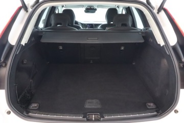 Volvo XC60 II 2020 Volvo XC60 B4, Salon Polska, 1. Właściciel, zdjęcie 13