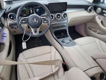 Mercedes GLC C253 2021 Mercedes-Benz GLC Coupe 300, 2021r., 4x4, 2.0L 2.0 Benzyna 255KM, zdjęcie 6