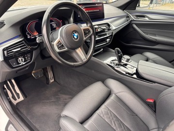BMW Seria 5 G30-G31 Limuzyna Facelifting 2.0 518d 150KM 2023 BMW 518 BMW 518d 150 KM NISKI PRZEBIEG !!! M-Pakie, zdjęcie 9