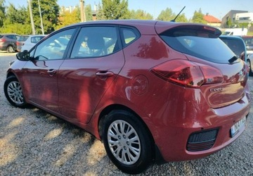 Kia Ceed II Hatchback 5d Facelifting 1.4 DOHC 100KM 2017 Kia Ceed Super przebieg Super stan 1.4 Benzyna 99KM, zdjęcie 3
