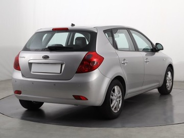 Kia Ceed I Hatchback 1.4 109KM 2008 Kia Ceed 1.4 CVVT, Klima, Parktronic,ALU, zdjęcie 4