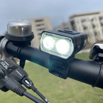 ПЕРЕДНИЙ И ЗАДНИЙ ВЕЛОСИПЕДНЫЙ ФОНАРЬ НА АККУМУЛЯТОРЕ, ДЛЯ РУЛЯ