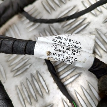 PORSCHE TAYCAN 9J1 2021 JINÁ SVAZEK PŘÍVODŮ / KABEL