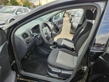 Volkswagen Polo V Hatchback 5d 1.2 70KM 2014 Volkswagen Polo Opłacony Zdrowy Zadbany, zdjęcie 6