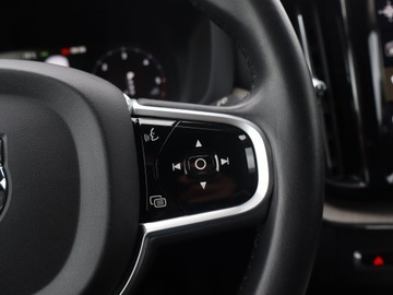 Volvo XC60 II Crossover D5 235KM 2018 Volvo XC60 D5 AWD, Salon Polska, 231 KM, 4X4, zdjęcie 19
