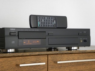YAMAHA CDX-880 - аудиофильский CD/CD-R проигрыватель, в хорошем состоянии