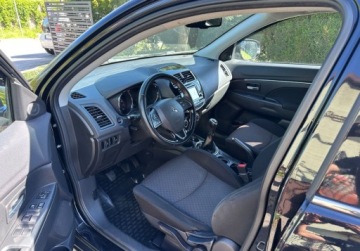 Mitsubishi ASX I SUV Facelifting 2016 1.6 117KM 2017 Mitsubishi ASX 1.6 117KM Xenon Key-less Kamera CLIMATRONIC Bezwypadkowy Se, zdjęcie 14