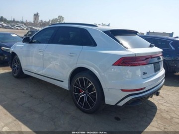 Audi Q8 2023 Audi Q8 Premium Plus 55 Tfsi Quattro Tiptronic 2023 3.0l 3.0 Benzyna 335KM, zdjęcie 3