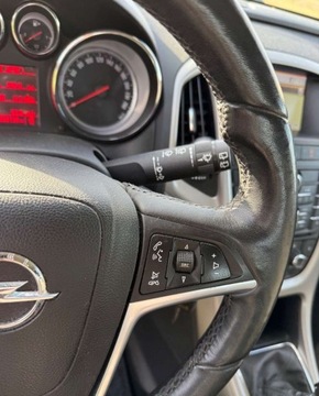 Opel Astra J GTC 1.7 CDTI ECOTEC 130KM 2013 Opel Astra Opel Astra 1.7 CDTI DPF Active 1.7 Diesel 130KM, zdjęcie 11