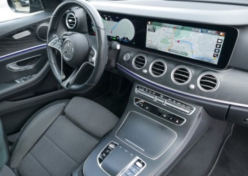 Mercedes Klasa E W214 2023 Mercedes E300e 320psi Panorama ACC hak Drive Pilot Blis Night Webasto Perła, zdjęcie 19