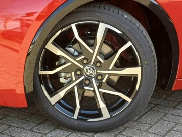 Toyota Prius V (XW60) 2.0  Hybrid Dynamic Force Plug-in 223KM 2025 Od ręki - Prestige 2.0 Hybrid Plug-in 223KM | Podgrzewane fotele!, zdjęcie 11