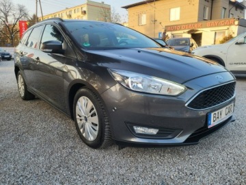 Ford Focus III Kombi Facelifting 1.0 EcoBoost 125KM 2017 Ford Focus 1.0 125 KM I Właściciel Przebieg 103, zdjęcie 4