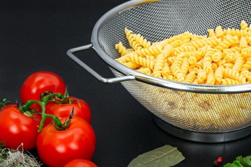 Дуршлаг, кухонное сито для рисовых макарон, нержавеющая сталь, 20 см.