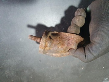 АВТОМОБИЛЬ ФИАТ 126 МАЛУХ ВЫПУСКНОЙ ПАТРУБОК ОРИГИНАЛЬНЫЙ ТВЕРДЫЙ