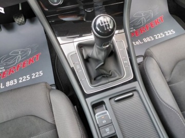 Volkswagen Golf VII Hatchback 3d Facelifting 1.4 TSI  125KM 2018 Volkswagen Golf Lift Radar Kamera Navi Webasto 1.4 Benzyna 125KM, zdjęcie 20