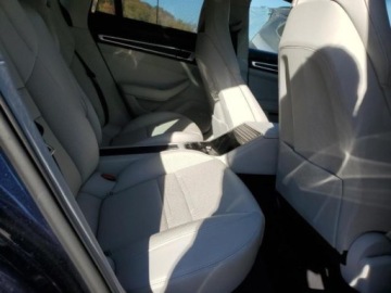 Porsche Panamera II Executive 2.9 440KM 2020 Porsche Panamera 2020, 2.9L, 4x4, 4S, porysowany lakier 2.9 Benzyna 440KM, zdjęcie 9