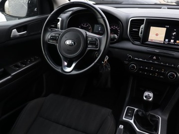 Kia Sportage IV SUV 1.6 GDI 132KM 2017 Kia Sportage 1.6 GDI, Salon Polska, Serwis ASO, zdjęcie 6