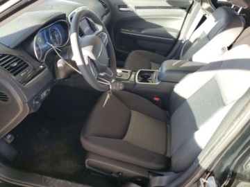 Chrysler 300C II 2023 Chrysler 300 Touring 2023 3.6l 3.6 Benzyna 292KM, zdjęcie 7