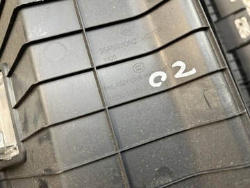 VLOŽKA PŘIHRÁDKY SPOLUJEZDCE SSANGYONG REXTON II G4 2017-> 75730-36000